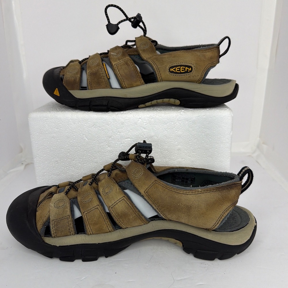 Keen Newport H2 Mens Brown Waterproof Hiking Sandals Size 10 EU 0403
